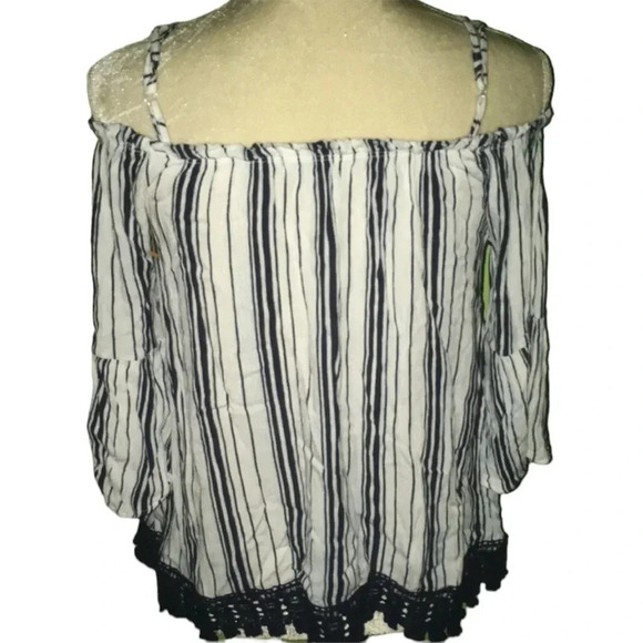 Cold Shoulder Crocheted Bottom Striped Top Blouse M - Picture 2 of 4